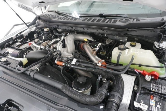 2026 Ford Super Duty F-350 DRW LARIAT