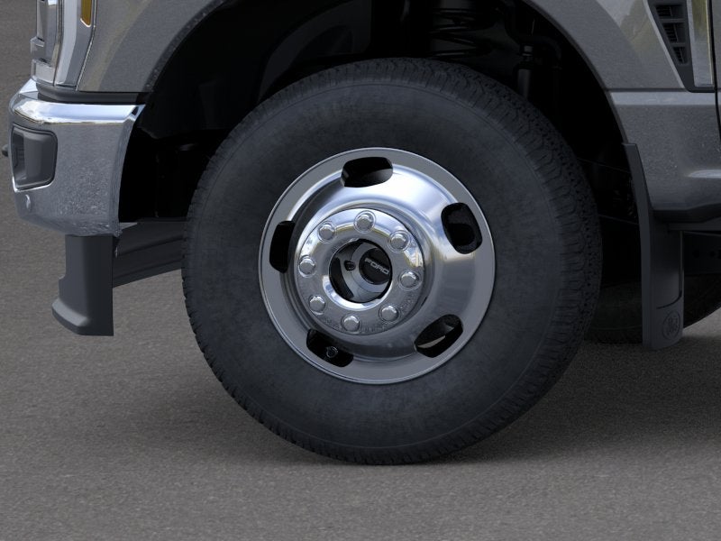 2026 Ford Super Duty F-350 DRW LARIAT