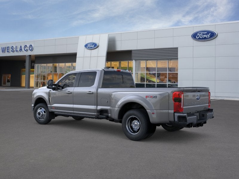 2026 Ford Super Duty F-350 DRW LARIAT