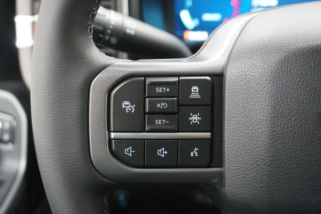 2026 Ford Super Duty F-350 DRW LARIAT