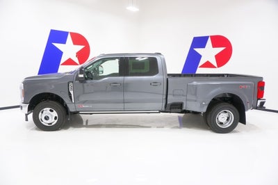 2026 Ford Super Duty F-350 DRW LARIAT
