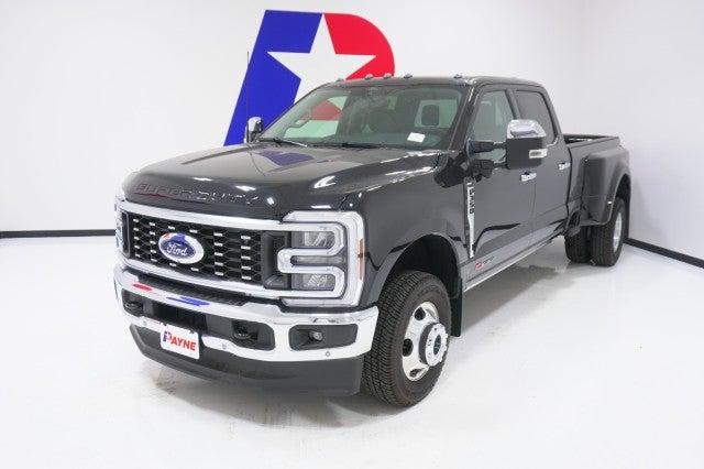 2026 Ford Super Duty F-350 DRW LARIAT