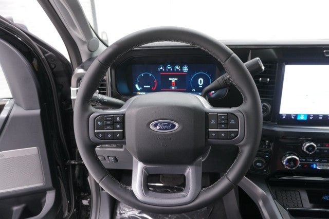 2026 Ford Super Duty F-350 DRW LARIAT