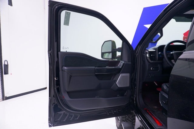 2026 Ford Super Duty F-350 DRW Platinum
