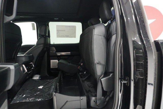 2026 Ford Super Duty F-350 DRW Platinum