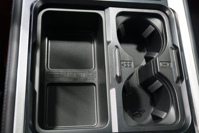 2026 Ford Super Duty F-350 DRW Platinum