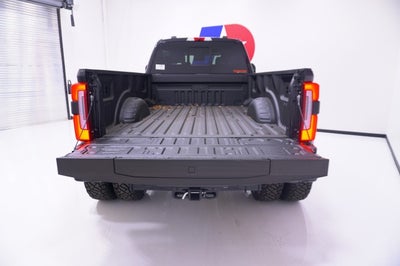 2026 Ford Super Duty F-350 DRW Platinum