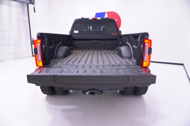 2026 Ford Super Duty F-350 DRW Platinum