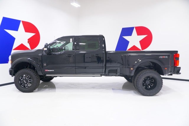 2026 Ford Super Duty F-350 DRW Platinum