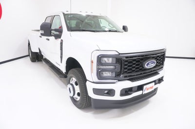 2026 Ford Super Duty F-350 DRW XL