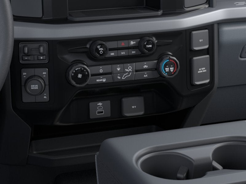 2026 Ford Super Duty F-350 DRW XL