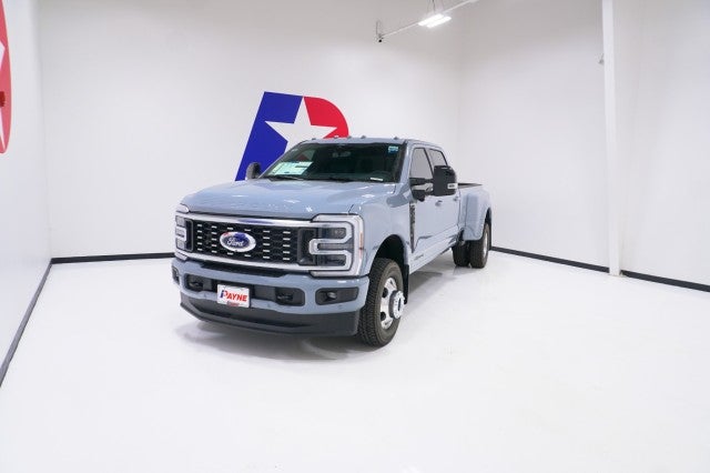 2026 Ford Super Duty F-350 DRW Platinum