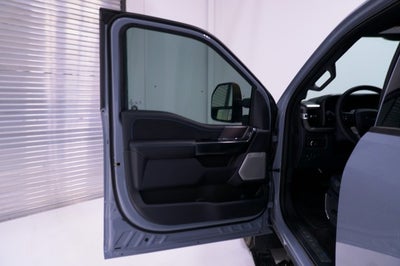 2026 Ford Super Duty F-350 DRW Platinum