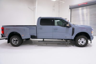 2026 Ford Super Duty F-350 DRW Platinum