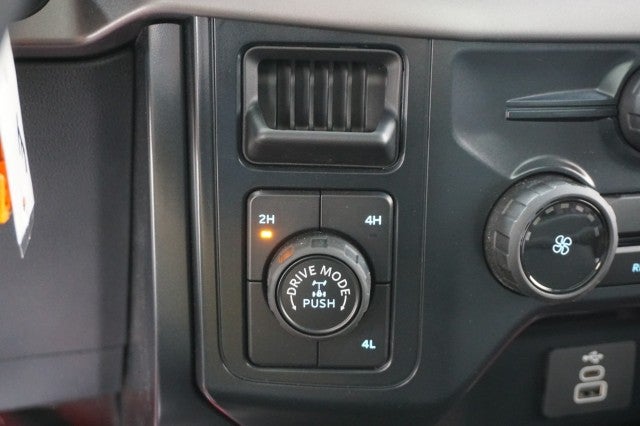 2025 Ford F-150 Black Widow