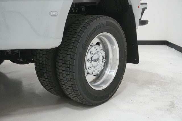 2026 Ford Super Duty F-450 DRW XLT