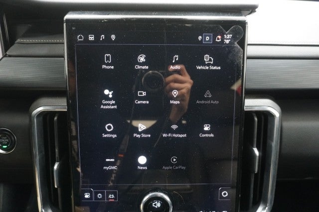 2024 GMC Acadia FWD Elevation