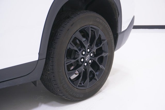 2025 Chevrolet Traverse FWD LT