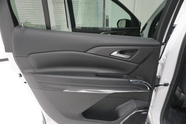 2025 Chevrolet Traverse FWD LT