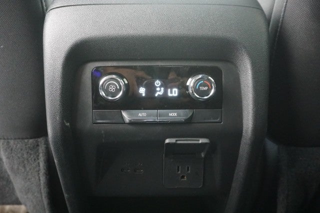 2025 Chevrolet Traverse FWD LT