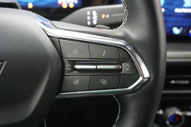 2025 Chevrolet Traverse FWD LT