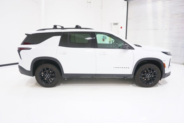 2025 Chevrolet Traverse FWD LT