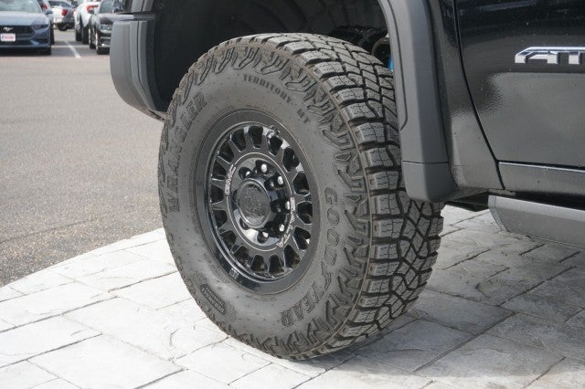 2025 GMC Sierra 2500HD AT4X