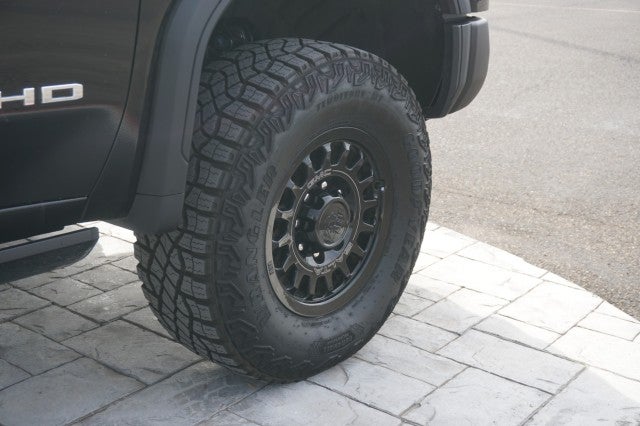 2025 GMC Sierra 2500HD AT4X