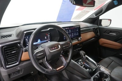 2025 GMC Canyon 4WD AT4