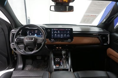 2025 GMC Canyon 4WD AT4