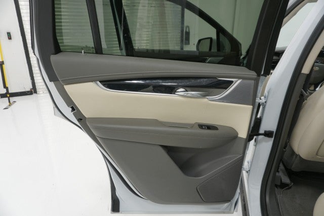2025 Cadillac XT6 FWD Premium Luxury
