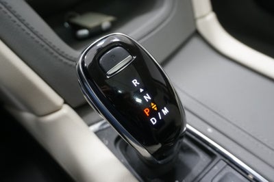 2025 Cadillac XT6 FWD Premium Luxury