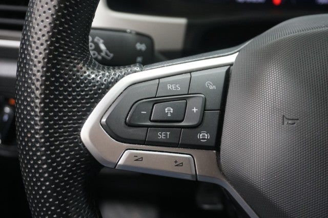 2021 Volkswagen Atlas Cross Sport 3.6L V6 SEL R-Line