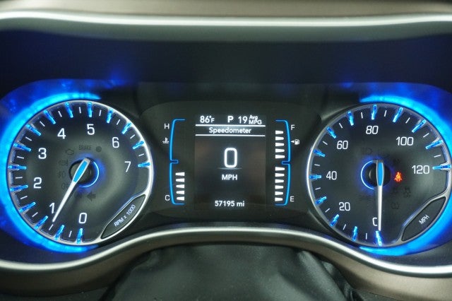 2022 Chrysler Voyager (fleet-only) LX