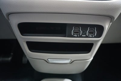 2022 Chrysler Voyager (fleet-only) LX