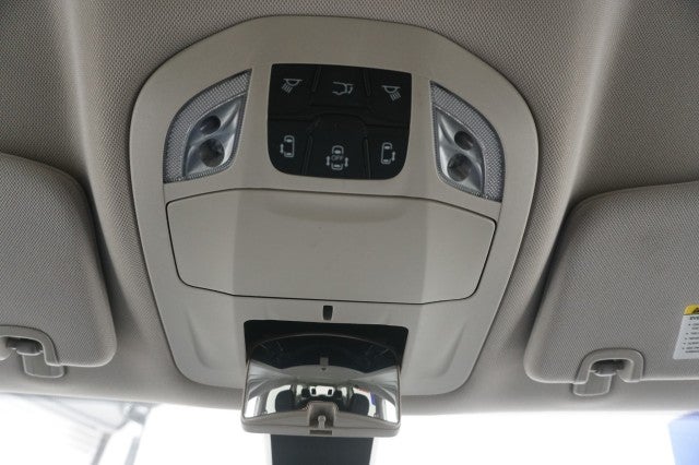 2022 Chrysler Voyager (fleet-only) LX