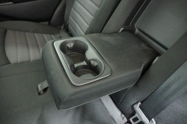 2023 Ford Edge SE