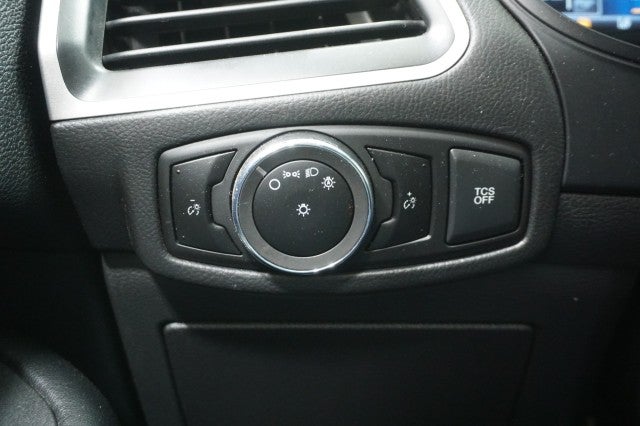 2023 Ford Edge SE