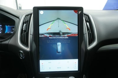 2023 Ford Edge SE