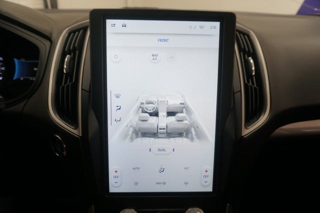 2023 Ford Edge SE