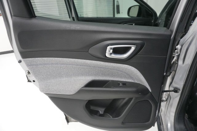 2023 Jeep Compass Altitude