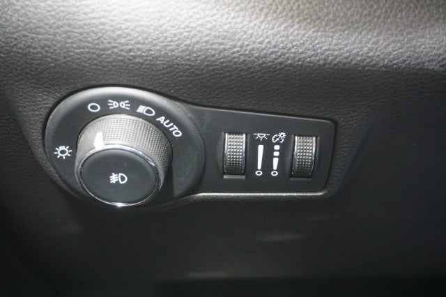 2023 Jeep Compass Altitude