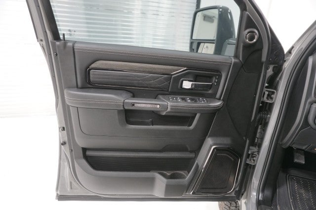 2025 RAM 3500 Limited