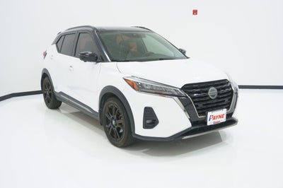 2021 Nissan Kicks SR