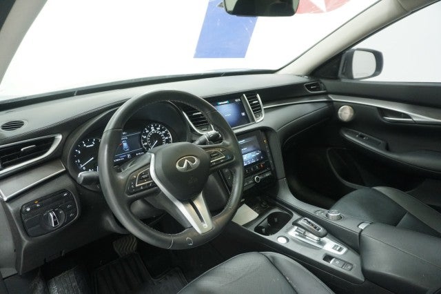2023 INFINITI QX50 LUXE