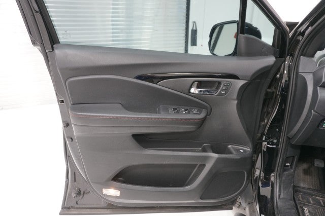 2025 Honda Ridgeline Black Edition