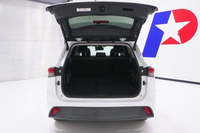 2023 Toyota Highlander XLE