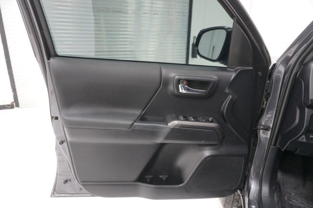 2021 Toyota Tacoma 2WD SR5