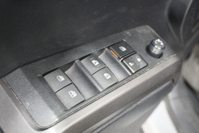 2021 Toyota Tacoma 2WD SR5