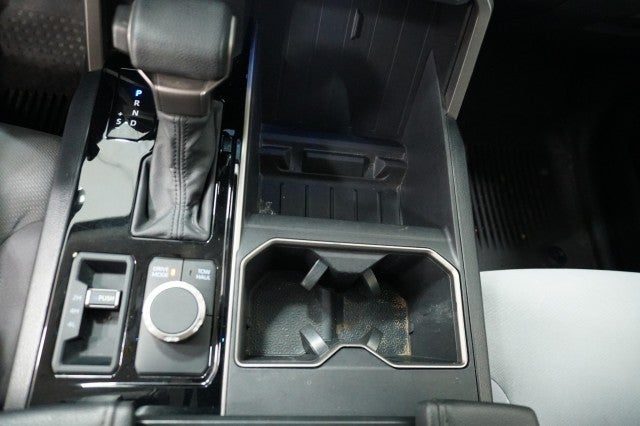 2024 Toyota Tundra 4WD SR5